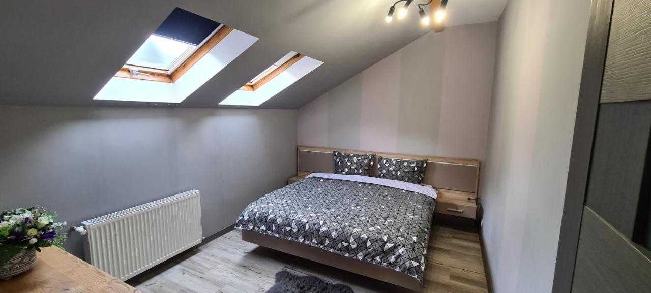 Comfort Home Apartment 3 Petroşani Dış mekan fotoğraf